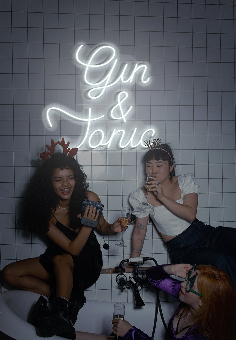 "Gin Tonic" Neon Sign