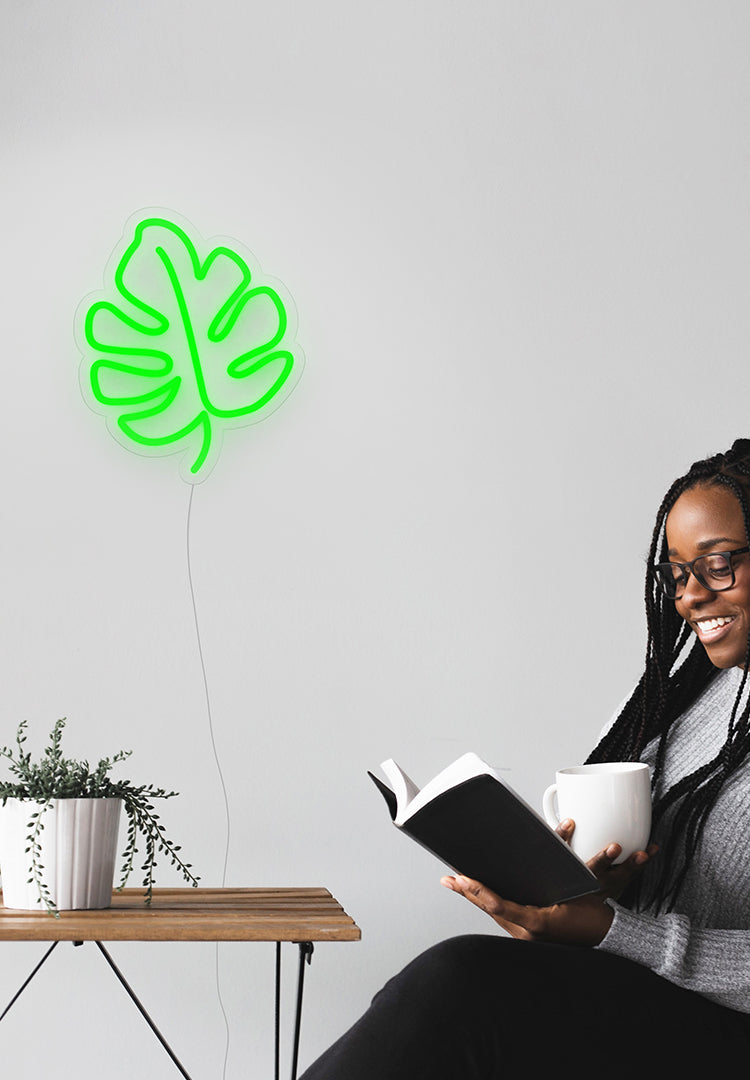 "Leaf" Neon Sign