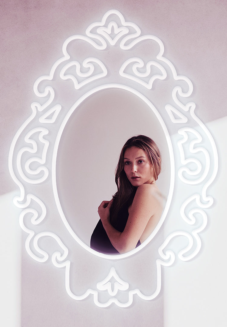 "Mirror" Neon Sign